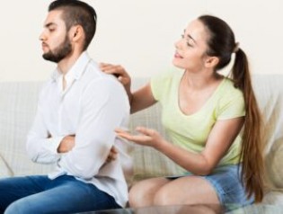 Мнение психолога: как не ревновать своего мужчину к бывшей его жене