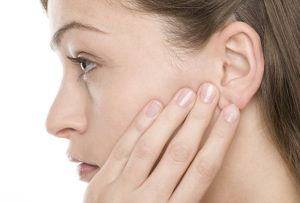Шум в ушах и в голове: звон, свист, гул, писк, причины и лечение
