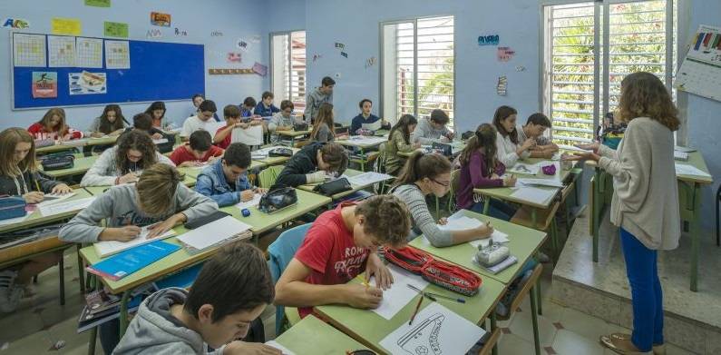 Обучение в испанских школах: плюсы и минусы по мнению родителей